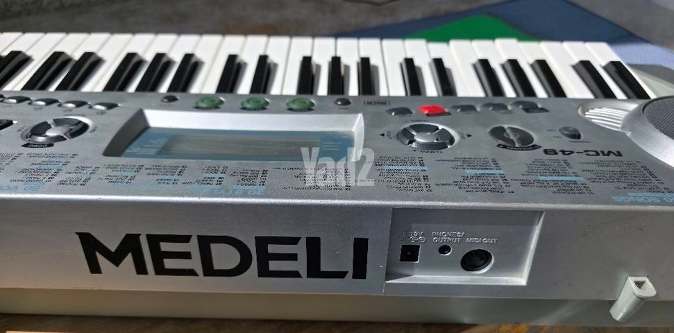 אורגנית Medeli MC-49