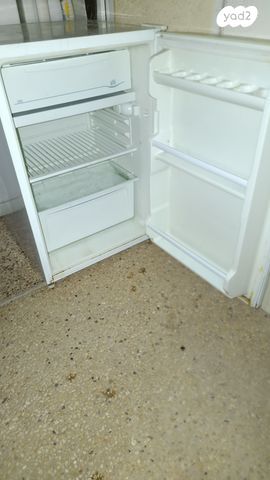 מקרר משרדי...
