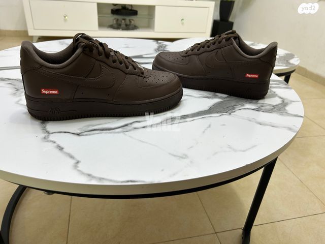 Nike Air Force 1 Supreme Brown