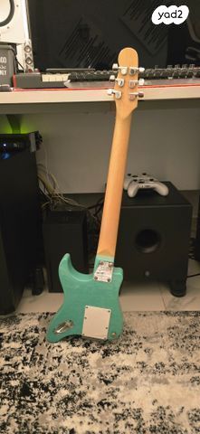 Traveler Guitar Deluxe