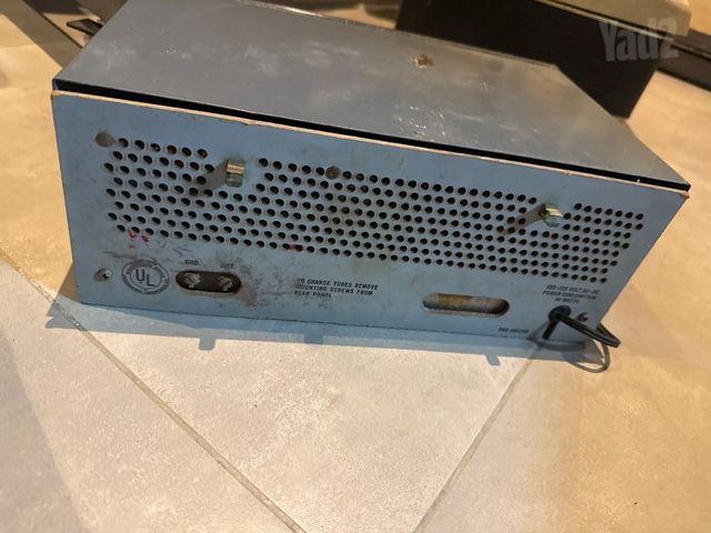 Hallicrafters S-120 רדיו עתיק