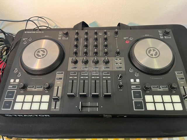 Traktor Kontrol S3