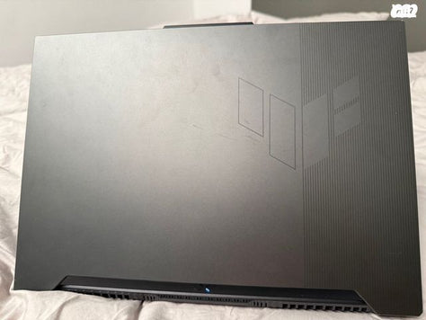 מחשב נייד של asus