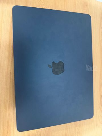 MacBook air 13 , m4 חדש