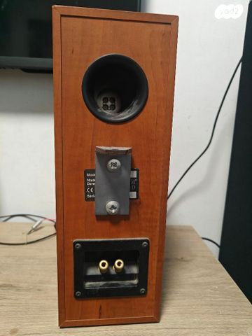 רמקולים System Audio SA210