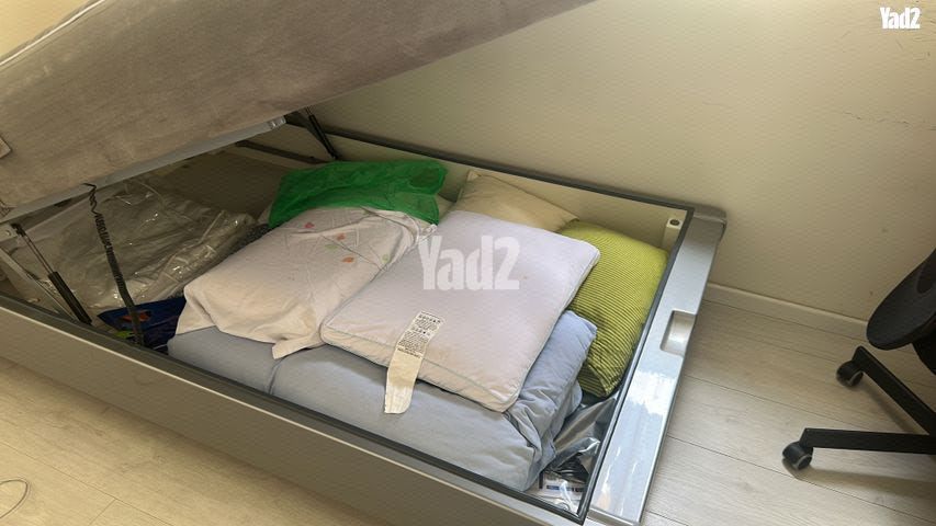מיטה וחצי