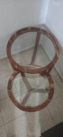 שולחן