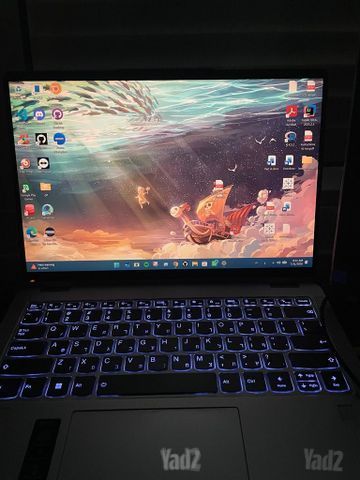 Lenovo IdeaPad Flex 5 עם עט