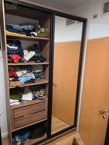 ארון בגדים