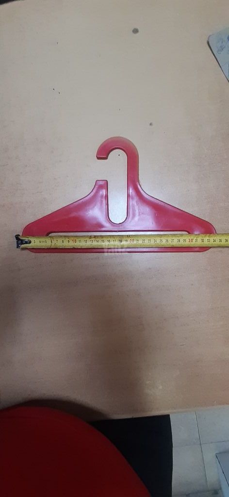 קולבים לבגדים