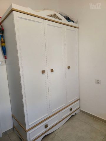 ארון לחדר ילדים