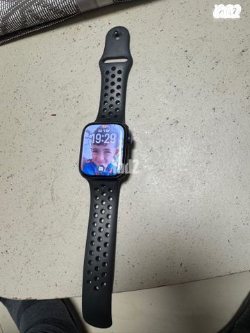 שעון appel se 7