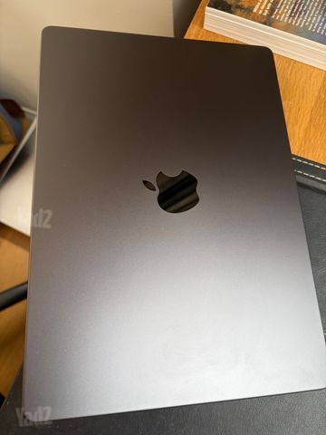 מקבוק פרו 14 M4 512GB