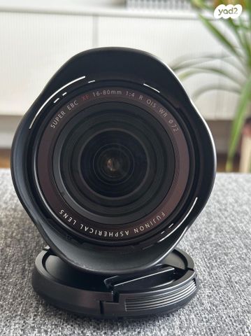 FujiFilm X lens XF 16-80mm