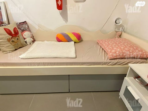 מיטת יחיד אלגנטית דגם 'פרינסס'