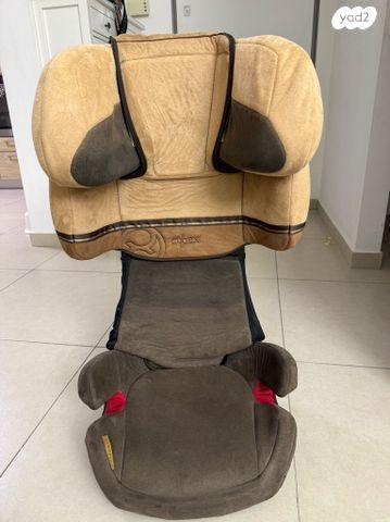 בוסטר cybex