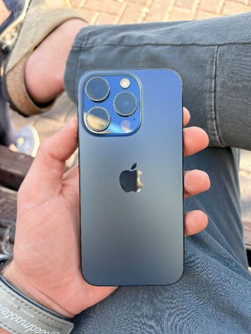 Iphone  15 pro 256