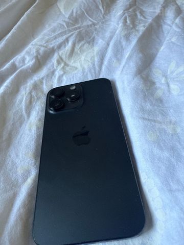 אייפון 15 pro max