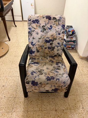 כורסא פרחונית