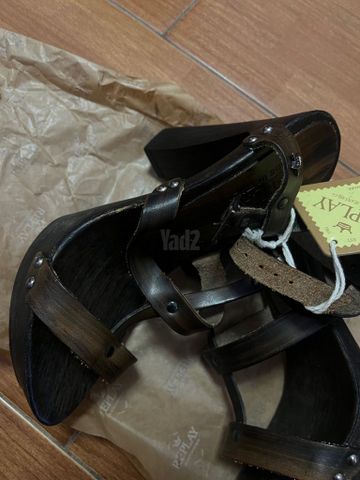 סנדלי עקב