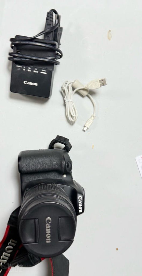 Canon EOS 70D+  EF-S 18-135mm