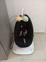 נדנדה לתינוק