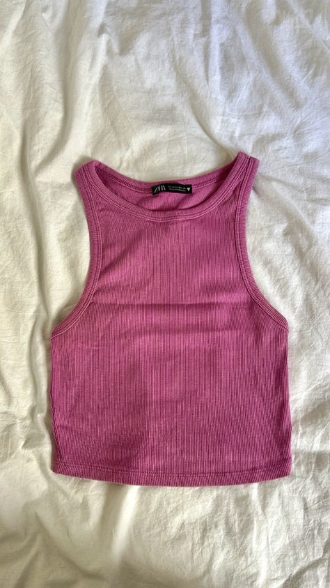 גופיה של zara