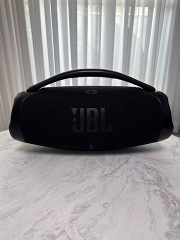 בוקסה jbl boombox3