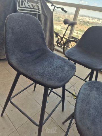 4 כסאות בר
