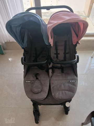 עגלת תאומים
