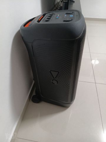 Jbl partibox 320