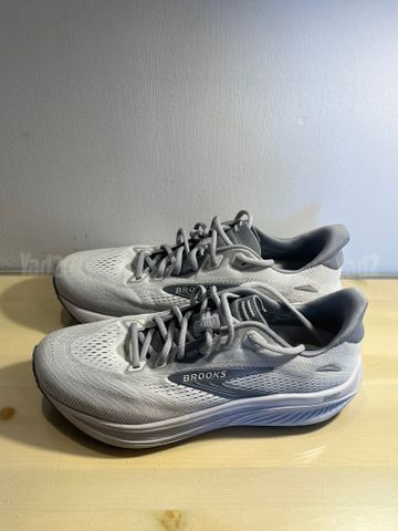 Brooks Ghost 18
