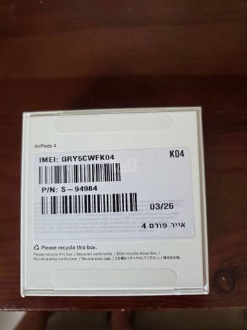 אוזניות airpod 4