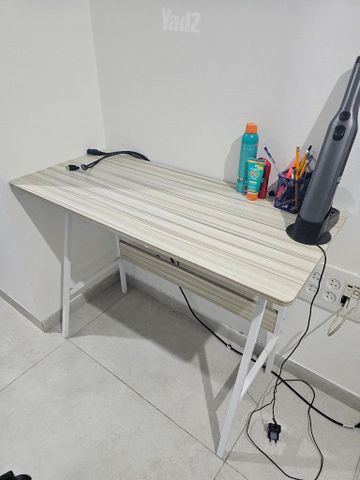 שולחן מחשב