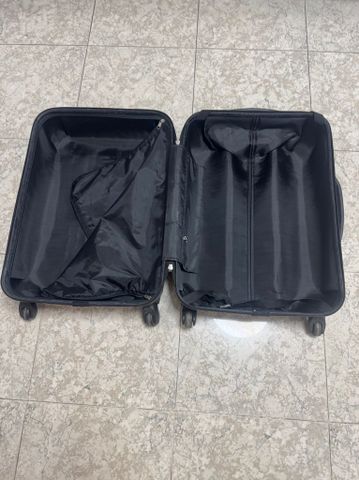 מזוודה 28 גדולה