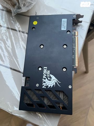 כרטיס מסך Radeon RX 5500 XT