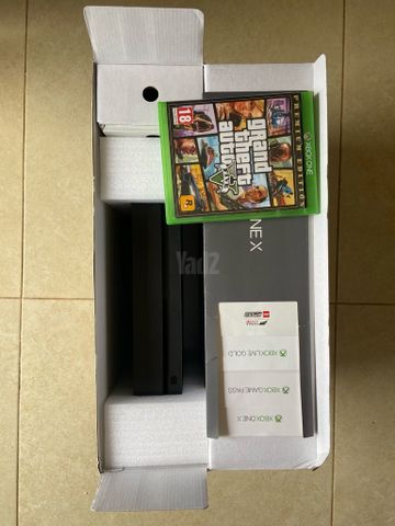 חדש למכירה Xbox one x