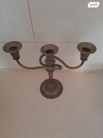 פמוט שלושה קנים
