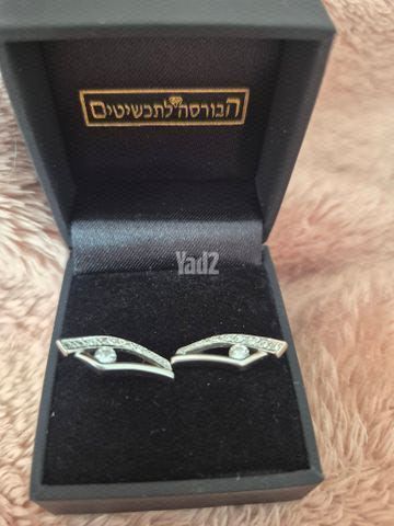 עגילים