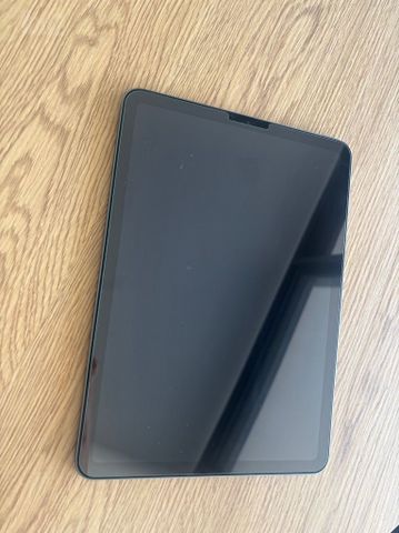 טאבלט Apple Air 256GB+עט+מקלדת