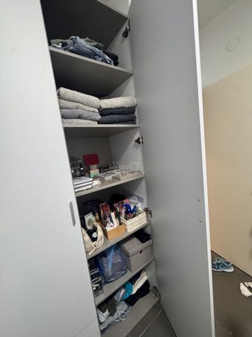 ארון 3 דלתות 1.80