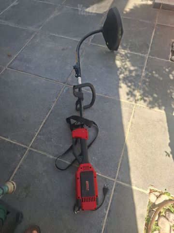 חרמש דשא חשמלי