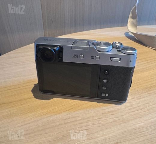 Fujifilm X100VI - כמו חדשה!