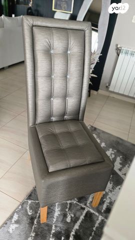 שולחן אוכל