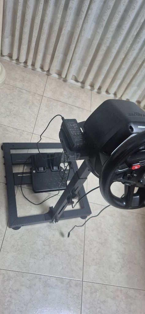 הגה Thrustmaster T128X + מעמד