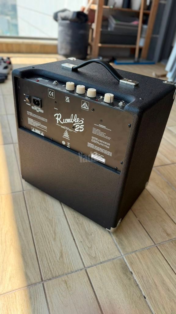 מגבר בס Fender Rumble 25 V3
