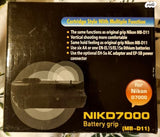 Battery grip for NIKON D7000