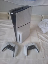 Ps5 slim+2שלטים