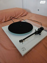 פטיפון REGA PLANAR 2