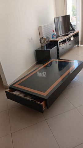 שולחן סלון מעץ